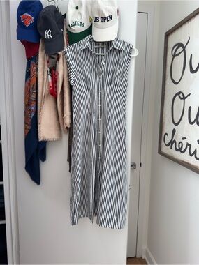 Abercrombie Sleeveless Blue and White Striped Shirt Dress